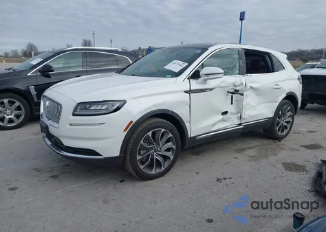 2021 Lincoln Nautilus Reserve z USA, uszkodzony, nr VIN 2LMPJ8K93MBL18365